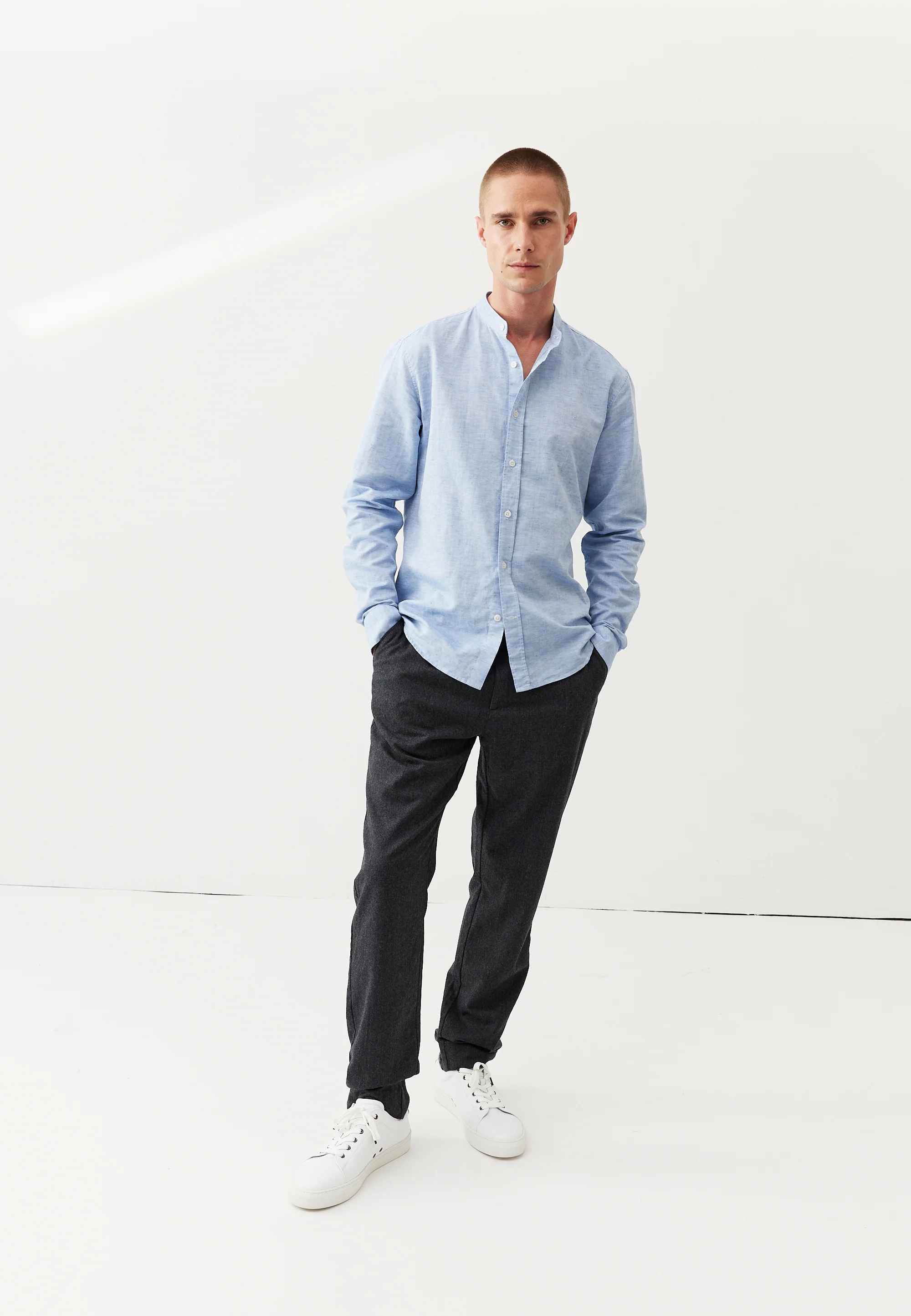 Le pantalon en flanelle - Image 2